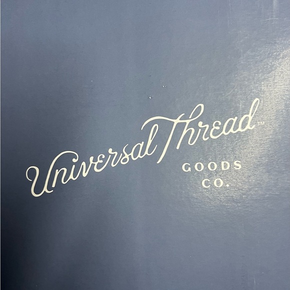 NWT Universal Thread Tan Suede Ankle Boots Size 6 - Picture 6 of 7